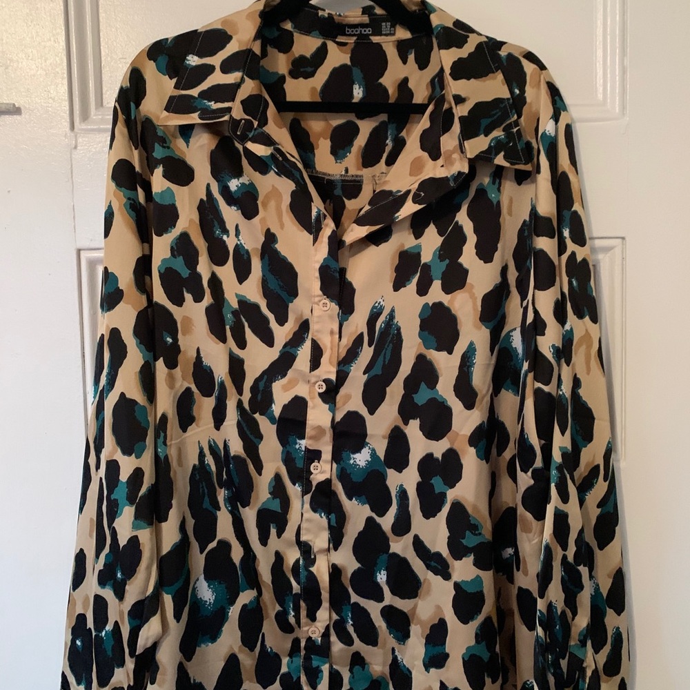 Boohoo blouse.